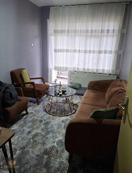 Yatırımlık Fırsat! Zafer Meydanı Göbeğinde, Satılık 2+1 Daire