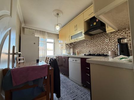 Kariyer'den Refik Saydam Cadde Üzeri 3+1 Yapılı Katta Daire %70 Kredi İmkanı