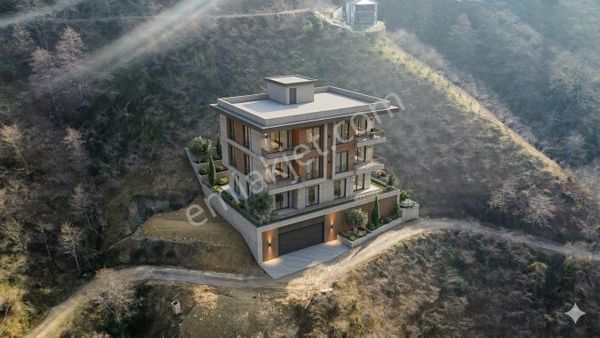 Trabzon Arsin'de Satılık Deniz Manzaralı Müstakil Ev