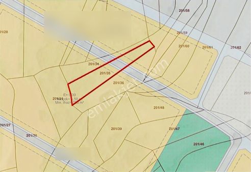 Emek Emlak'tan Körfez Sipahiler Köyünde Satılık 1320 M2 Arsa