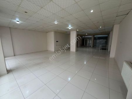 Mevsim Gayrimenkulden Kırklar Mahallesinde Satılık Fırsat Dükkan