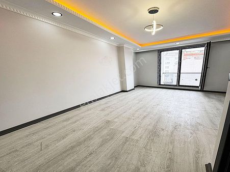 Merkezi Konumda %80 Krediye Uygun 2+1 Sıfır Ara Kat Dairei!