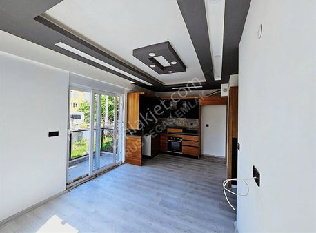 Kızıltoprak Mh Yüksek Giriş 2+1 Sıfır Lüx