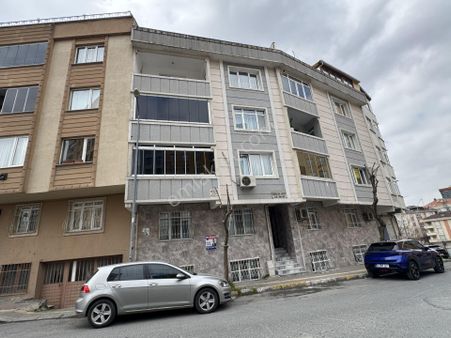 Gop Bağlarbaşı Adsıznefer 90m² 2+1 Balkonlu Yüksek Giriş Arakat