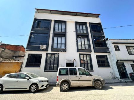 ^^yetkili Parstan Turhanbeyde Sıfır Asansörlü Doğalgazlı 1+1