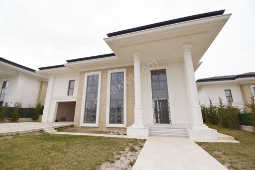 Gölbaşı Dıamond Prestij'de 5+1 Satılık Lüks Villa
