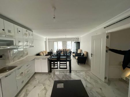 Bursa Kılıç Tan Kiralık 6+1 Sıfır Ters Dubleks Daire Teferrüç