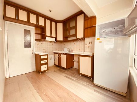 ▀▀jet Emlaktan Akçay'da Ayrı Mutfaklı Arakat 2+1 Kiralık Daire▀▀