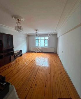 Samsun İlkadım Çiftlik Mahallesi'nde Şehir Merkezinde 3+1