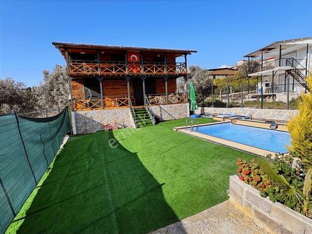 Özdere'de Havuzlu,eşyalı 3+1 Dubleks Mesken