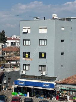 Menderes Turyap'tan Kemalpaşa Mh. Belediye Karşısı Cadde Üzeri