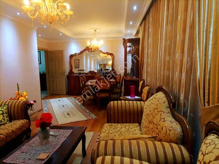 Alanya Büyükhasbahçe Mah.full Eşyalı Satılık 3+1 Bahçe Dubleks