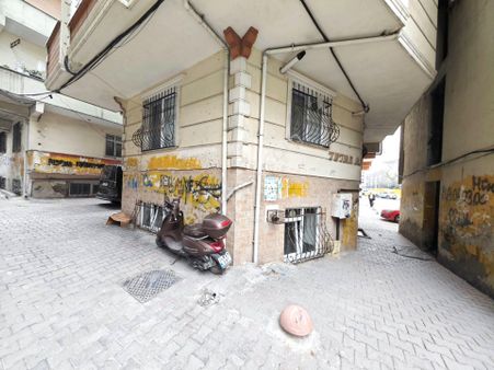 Tutar Dan Muhammediye Camii Yakını 1+1 Boş Bodrum Daire