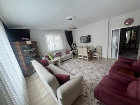 Ufuktepede Katta Yapılı 3+1 Satılık