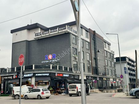 Turyap Palas'tan Fatih Sultan Mehmet Mah.kiralık Büro&ofis