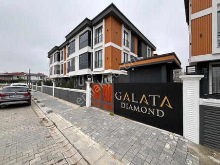 Molla Team'den Zafer Mahallesi'nde Satılık Lüks 1+1 Daire