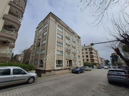 Re/max Mid Balıkesir Atatürk Mahallesi Kiralık 3+1 Ara Kat Daire