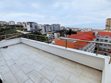 Güzelyalı Eğitim Mah.deniz Manzaralı Satılık 5+1 Özel Dublex