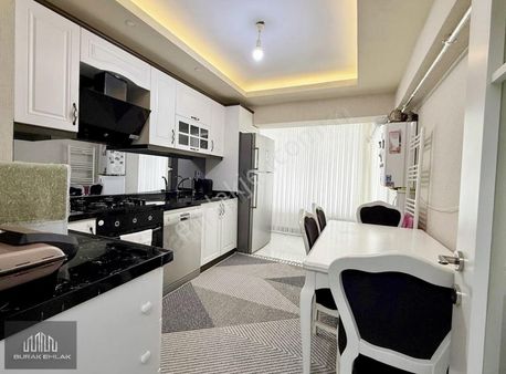 Burak'tan Merkez Mah. A'dan Z'ye Full Yapılı, Katta 3+1 Güney