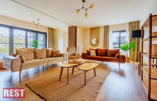 Sıfır Tasarım Eşyalı Ebeveyn Banyolu Balkonlu Kiralık Daire