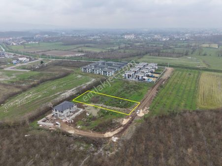 Kuyumcu Hacıali Mahallesi'nde 1032 M2 Satılık Arsa