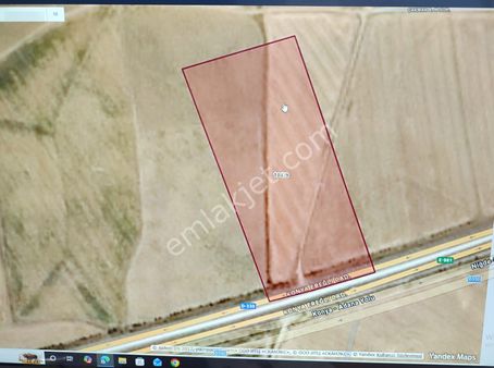 Tarlamız Adana Konya Ana Yolu Üzerinde 33.400 M² Olup Çok Amaçlı Kullanılır Durumda