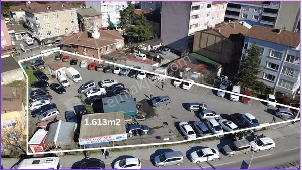 İstinye'de 1.613m2 Satılık Arsa (kayıtlı Yapıları İle İmarlı)