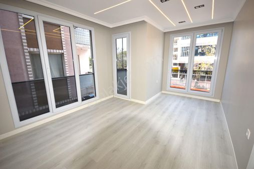 Seba'dan Gültepe Mh 2+1 80m2 Ön Cephe Asansörlü Lüks 1.kat Daire