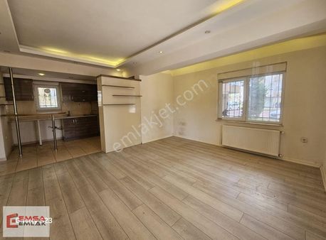 Çağlayan Yalı Cad.de Site İçi Doğalgazlı 1+1 Geniş Satılık Daire