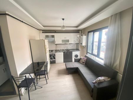 Buca İşçievleri Sahası Yakını 1+1 40m2 Eşyalı Dgazlı Full Eşyalı Kiralık Daire