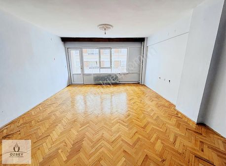 Özbey Emlaktan Kurtuluş Mh Kapalı Pazar Yanı Kiralık 3+1 Daire