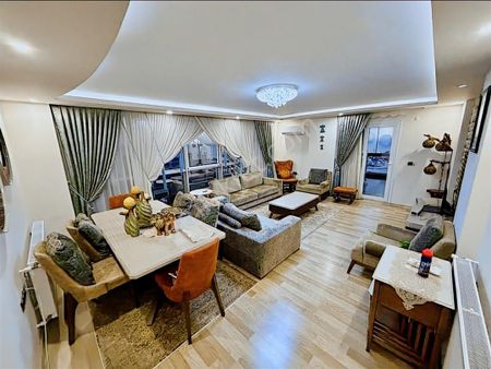 Kadınlar Denizi'nde Full Deniz Manzaralı Lüx 3+1 Daire