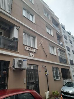 İzmir Konak Üçyol Metro Ya Yakın 2+1,doğalgazlı, Eşyalı, Asansörlü Lüks Dairedir