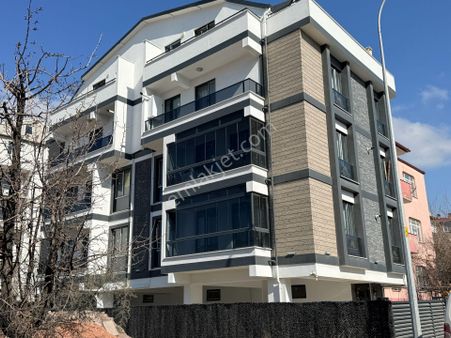 Körfez M .sinan Mah Satılık Arakat Daire 2+1 Yerden Isıtmalı