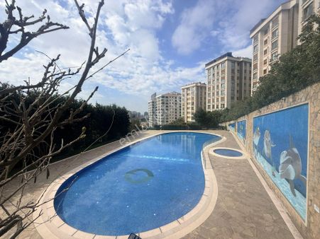 Remax Anı 'dan New City Konutları 'nda Satılık 3+1 Daire