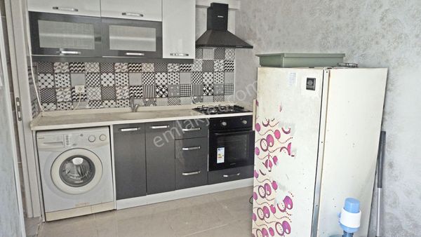 Çiğli Egekentte Kiralık 1+1 Çiğli Serkan Emlak Dan