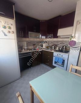 Güneşli Mahallesinde Asansörlü Ve Doğalgazlı Satılık Daire
