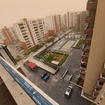 Florya Cennet'te Havuz Manzaralı 3+1 Kiralık Daire