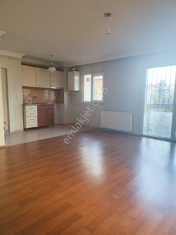 Ümraniye Armağanevler Site İçi 1+1 Kiralık Yüksek Girş