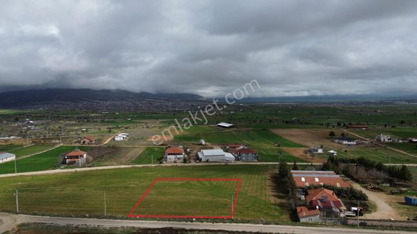 Yelten Köyümüzün Ferah Konumunda Ticari Parsel 2.341 M2 Yol Kenarı