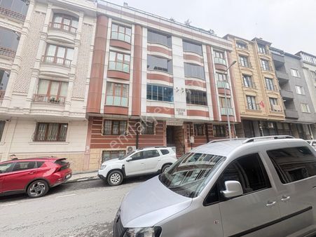 Mollateam Beşyüzevler Hürriyet Mahallesinde 2+1 Satılık Daire