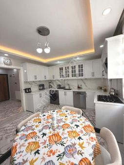 Onur Emlaktan Karşıyaka Mah 4+1 Satlık Lüx Daire Fırsatı