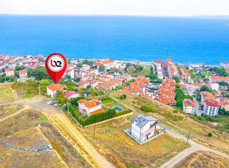 Kumbağ'da Panoramik Deniz Manzaralı Satılık 3+1 Dubleks Villa