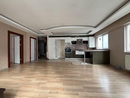 Asansörlü Yeni Binada 4+1 Amerikan Mutfak Satılık Dubleks Teras