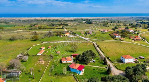 Yılmaz İnşaat'tan 6,000 M2 Arsa İçerisinde 5+1 Müsatik Ev Fırsat