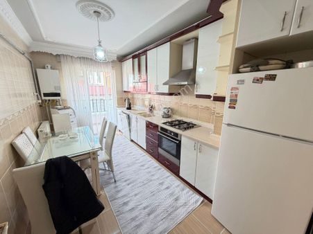 Şafak'tan Engeller Cd. Yanı 3+1 Orta Kat Yeni Asansörlü Geniş!!