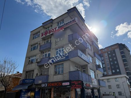 Remax'tan Mahmutbey Metronun Dibinde Kiralık 3+1 İşyeri
