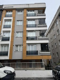 Beylikdüzü Yakuplu Metrobüse Yürüme Mesafesinde 2+1satılık Daire