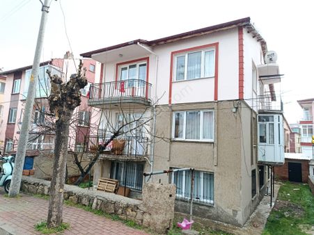 Afyon Tezcan Emlaktan Esentepe Mahallesinde 3+1 Daire