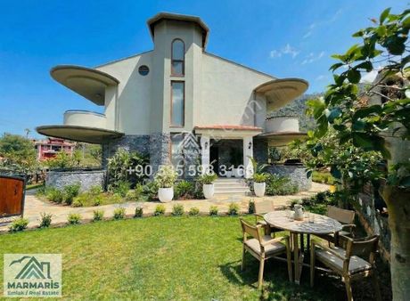 Kiralık Eşyalı 5+1, Saunalı, Yüzme Havuzlu, Şömineli Lüks Villa